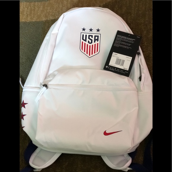 Nike Other - Nike US soccer stadium backpack